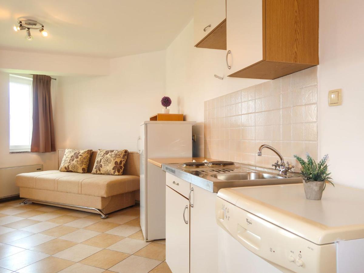 Apartment Marija - Vrb102 By Interhome Vrbnik Eksteriør billede